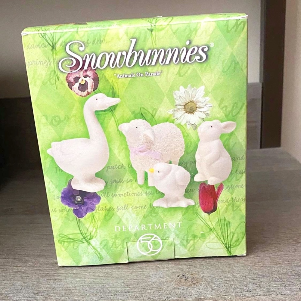 Department 56 Snowbunnies Animals on Parade Figurines
